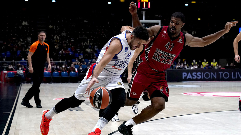 Anadolu Efes, Milano deplasmanında mağlup