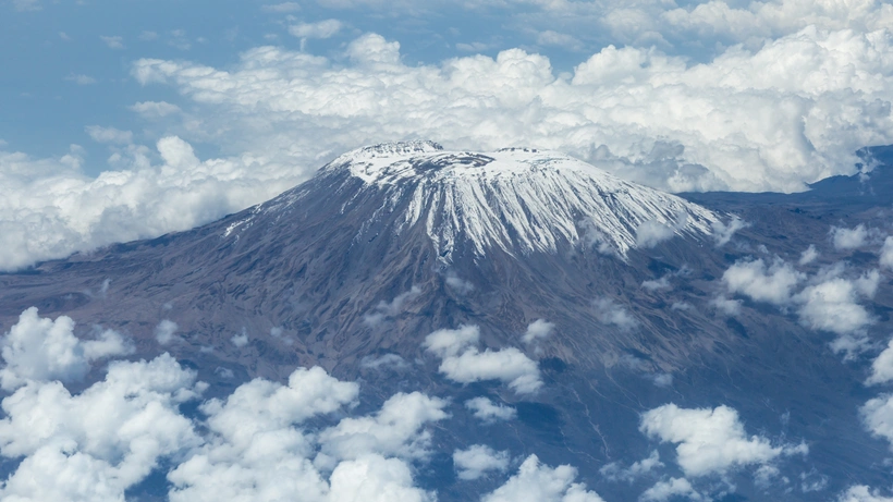 Dünya Meteoroloji Örgütü: “Afrika'da Kilimanjaro dahil 3 tropik buz sahası önümüzdeki 20 yıl içinde yok olacak”