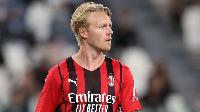 Milan'da Simon Kjaer'in sözleşmesi uzatıldı