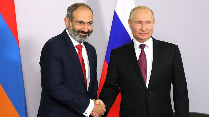 Paşinyan Rusya'da Putin'le görüşecek