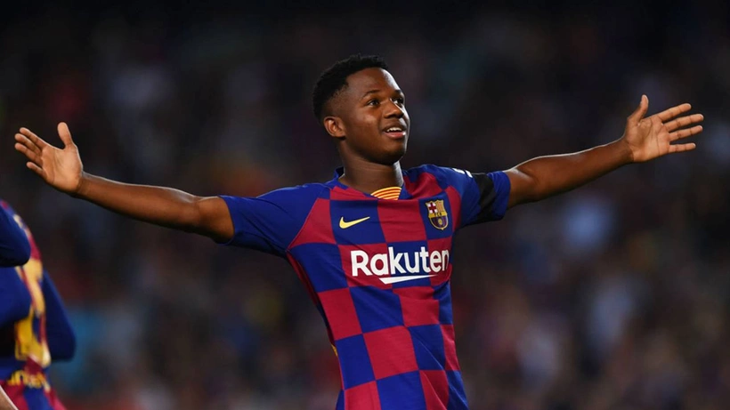 Sözleşmesi 2027'ye kadar uzatıldı! Bonservisi 1 milyar euro