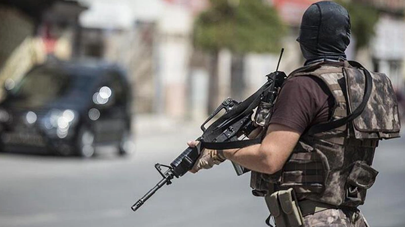 MİT ve Emniyet'ten ortak operasyon: 2'si İran ajanı 8 kişi yakalandı