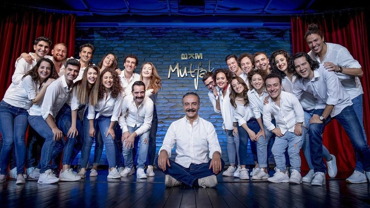 Çok Güzel Hareketler 2'nin yıldızlarından kötü haber: Büyük aşk bitti!