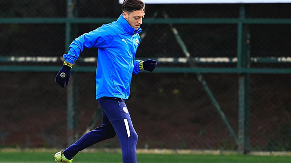Fenerbahçe'de sıcak gelişme... Mesut Özil