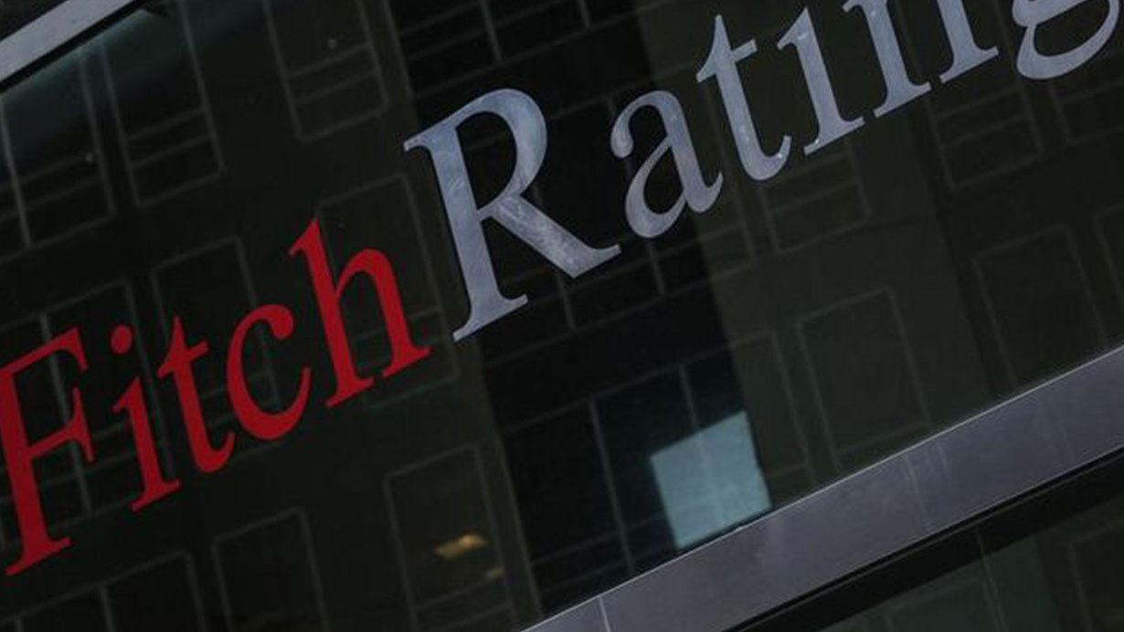 Fitch, enflasyonun 2 yıl daha çift hane olacağını öngörüyor