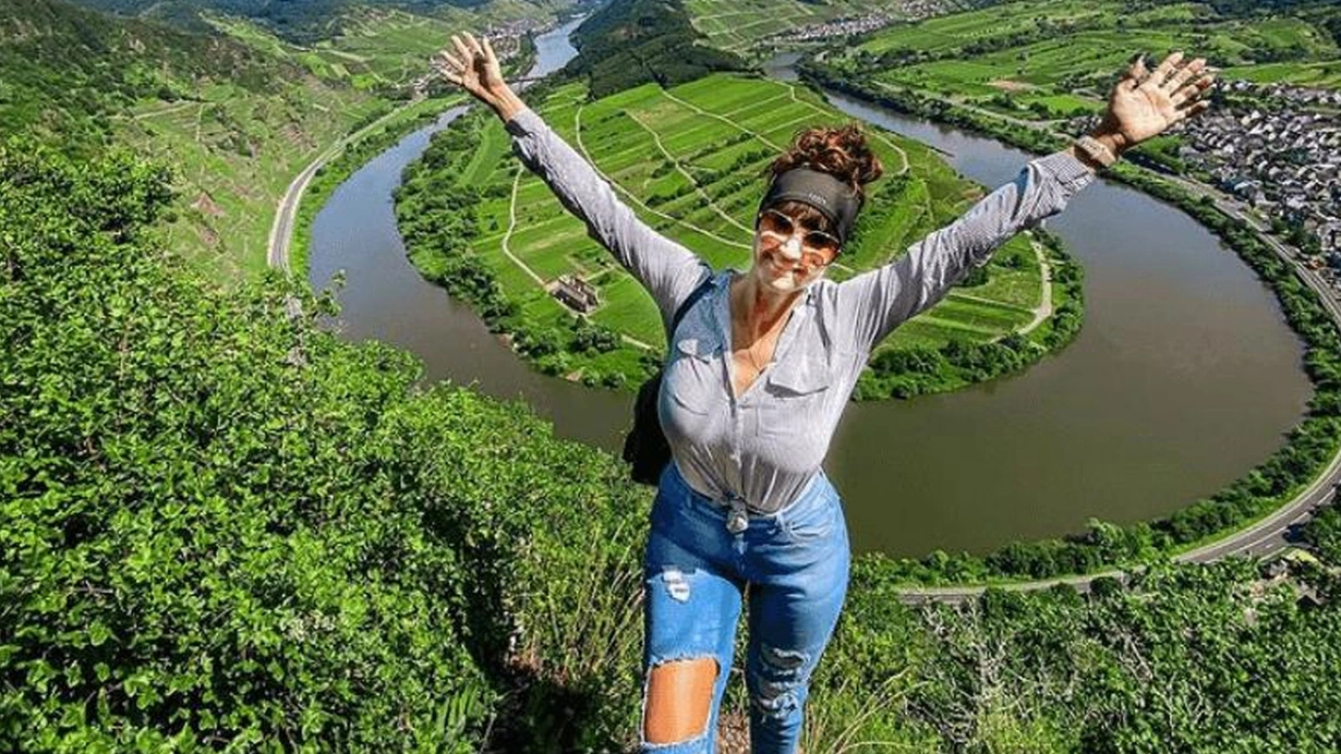 Lüksemburg'da 33 yaşındaki Zoe Snoeks isimli kadın selfie kurbanı oldu