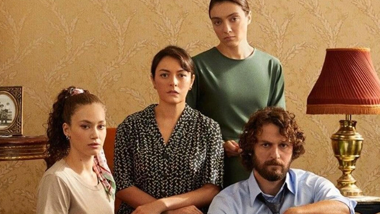 Masumlar Apartmanı dizisinde flaş hamle! Ünlü oyuncu artık afişte yok...