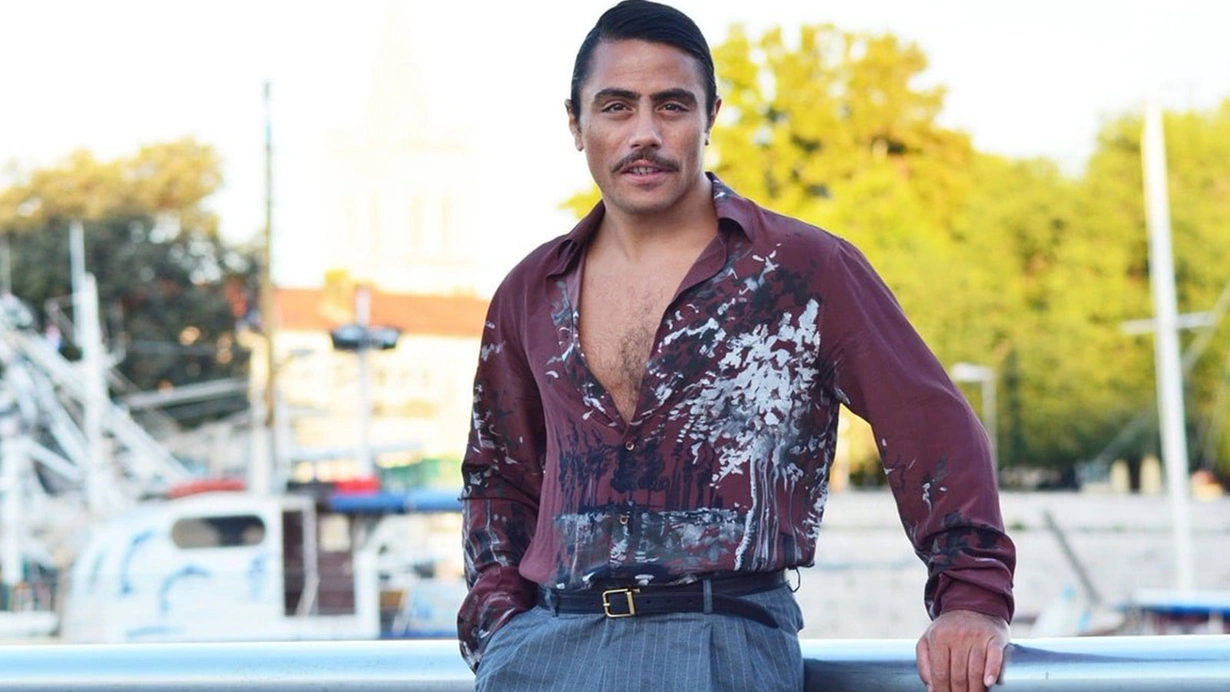 Nusret Gökçe'ye eski çalışanlarından dava: 'Kısa etek giymemi istedi'