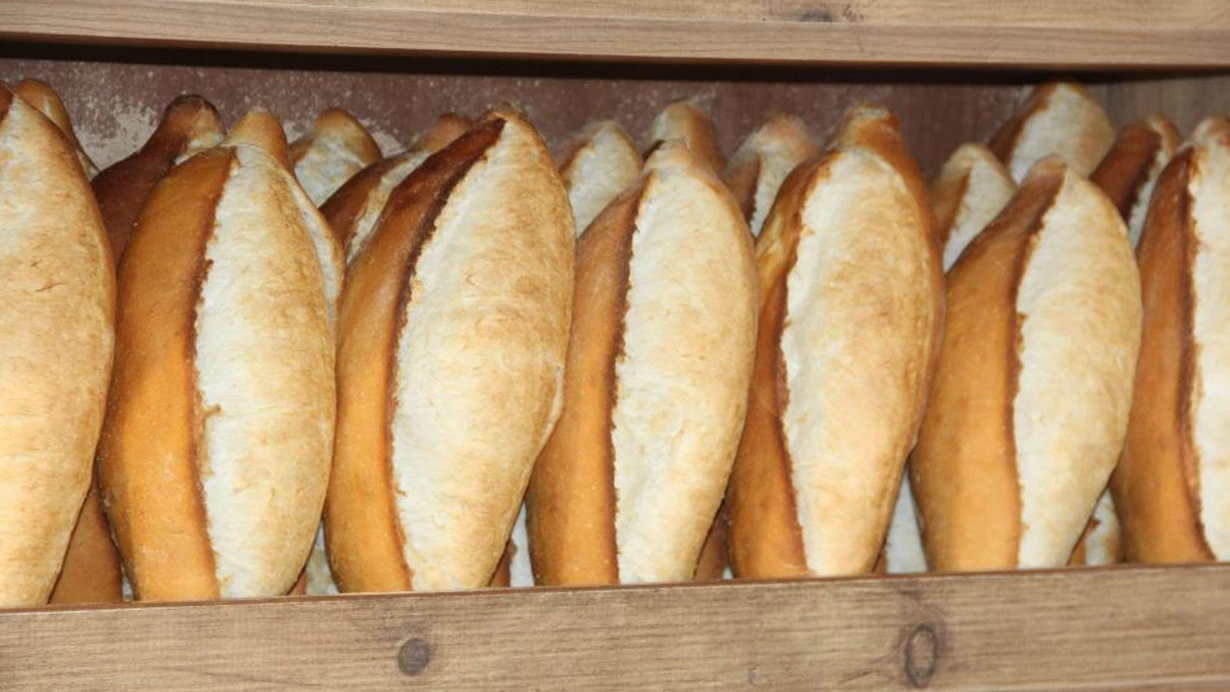 Samsun’da ekmeğe çifte zam: Gramajdan zam geldi, yılbaşı için ek zam yolu göründü