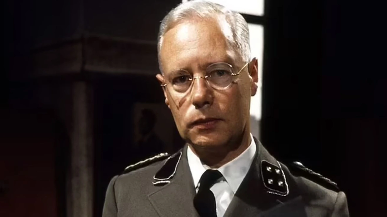 Ünlü oyuncu Clifford Rose bakım evinde hayatını kaybetti