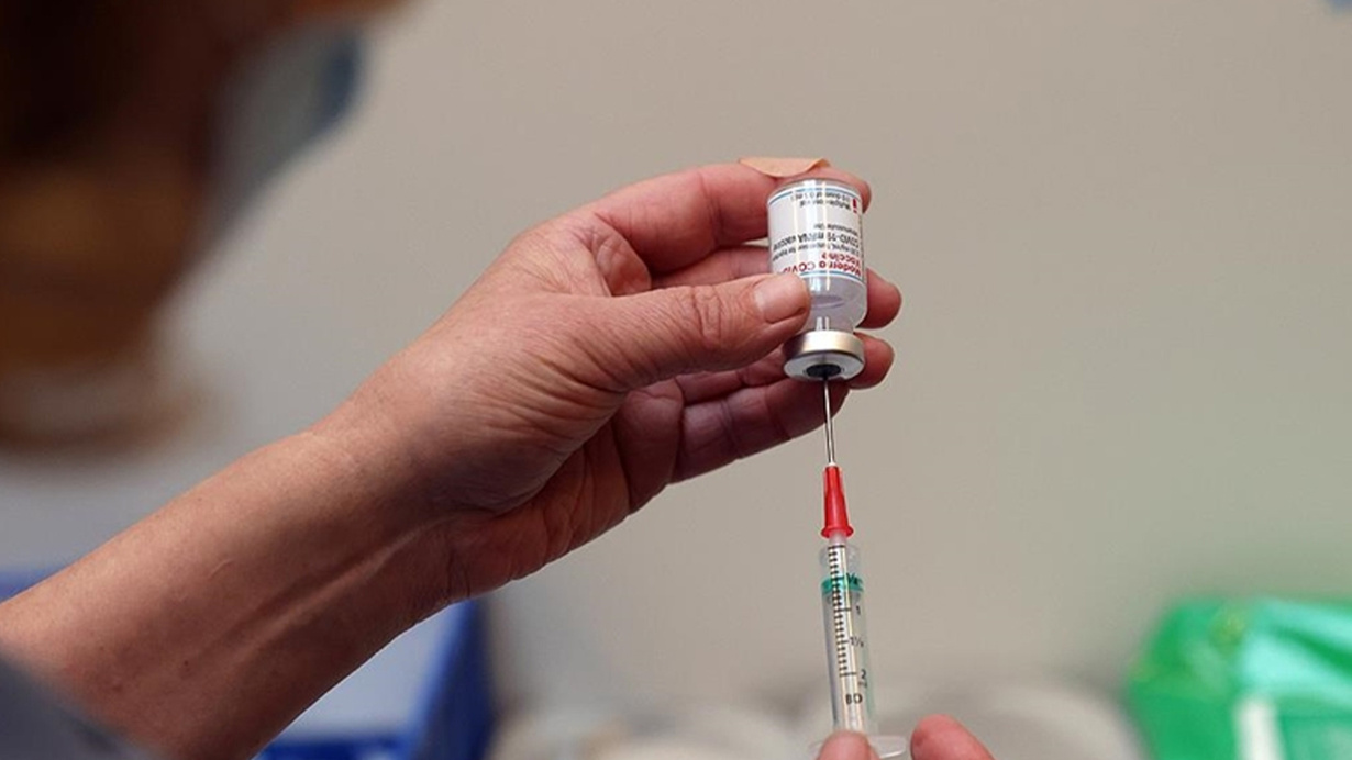 Bir ülkeden daha flaş karar! Kovid-19 aşısı zorunlu hale getirildi