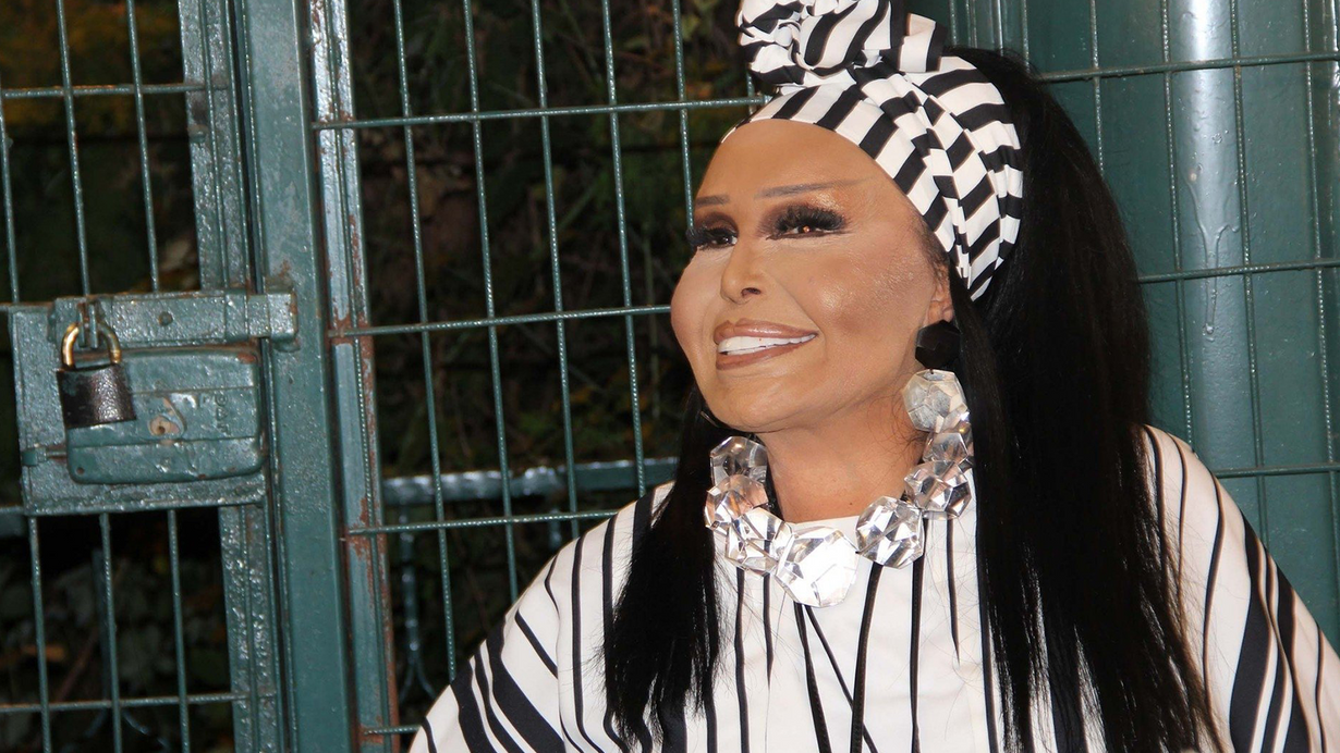 Bülent Ersoy açıkladı: Gençliğini Çukur dizisinin yıldızı mı oynayacak?