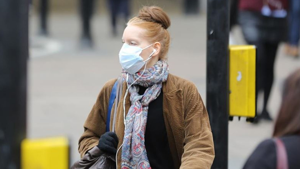 Omicron vaka sayısı 600'e dayanan İngiltere yeni planını devreye soktu!