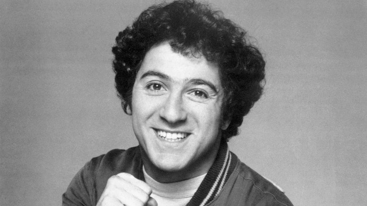 Ünlü oyuncu evinde ölü bulundu