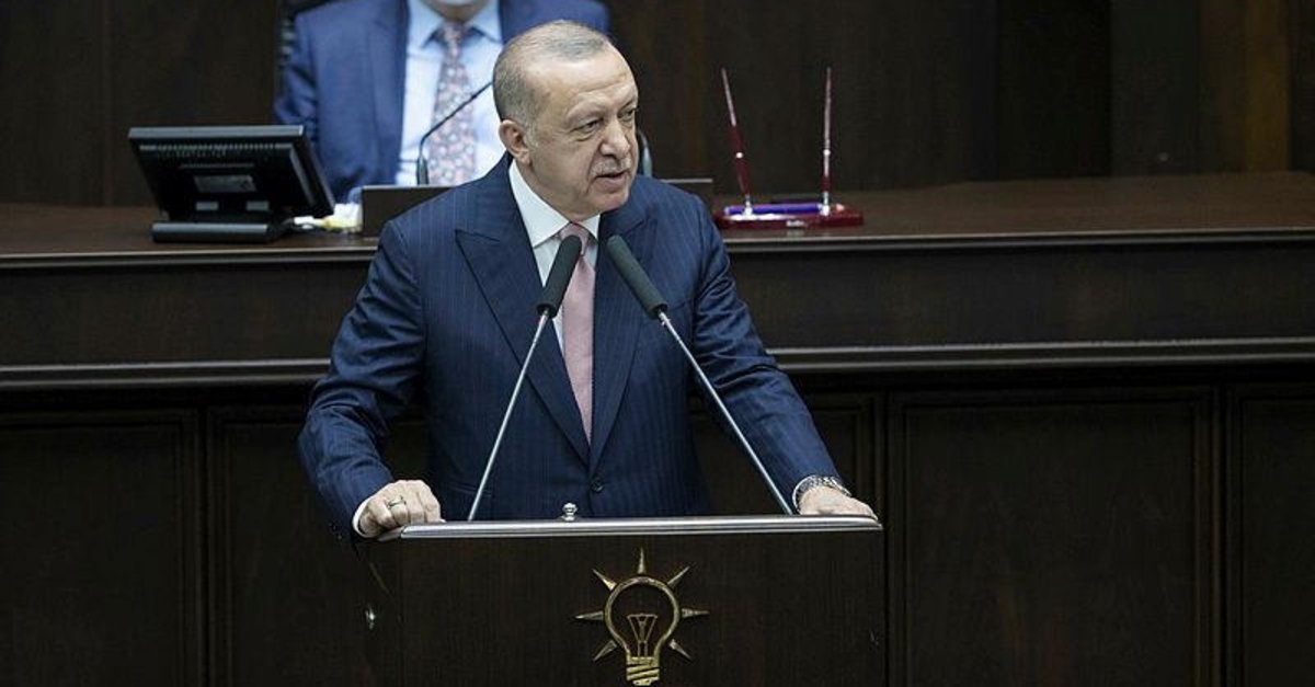 Erdoğan: Başörtüsünü Anayasa ile çözelim