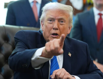 Trump: Hürmüz Boğazı’nı muhtemelen biz yöneteceğiz