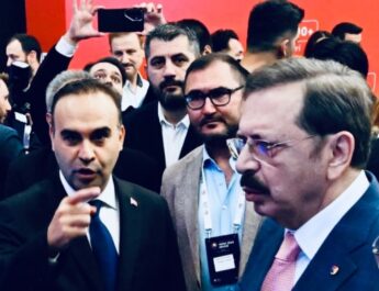 TOBB Yapay Zekâ Zirvesi’nde Geleceğin Teknolojileri Masaya Yatırıldı